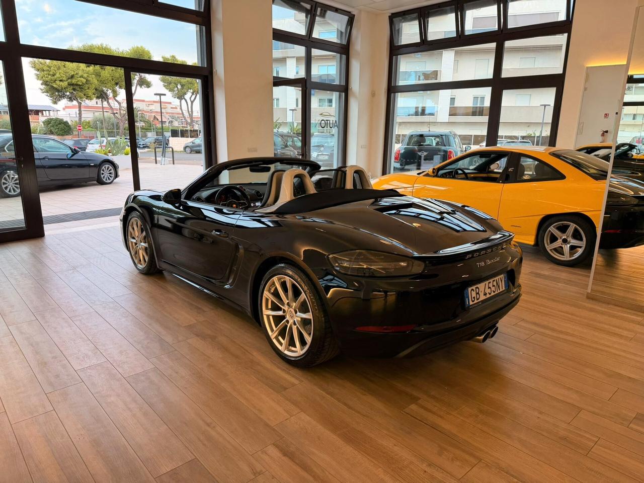 Porsche 718 Spyder Boxster 2.0