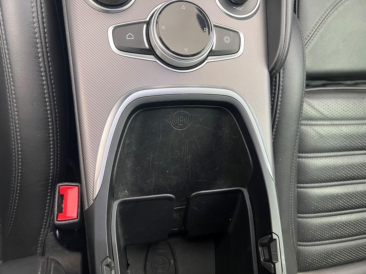 ALFA ROMEO Giulia 2020 2.2 Veloce Q4 210 cv auto - STORICO TAGLIANDI