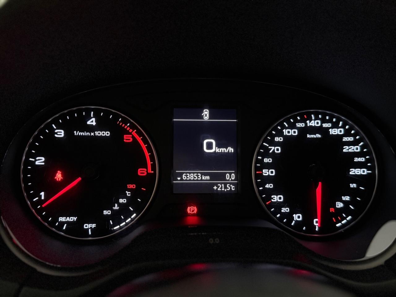 Audi Q2 30 TDI Business Design
