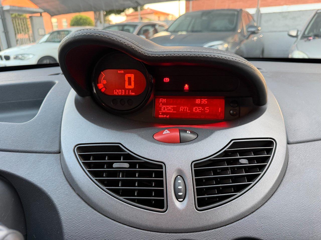 Renault Twingo 1.2 lev Dynamique CL 75cv +TETTO
