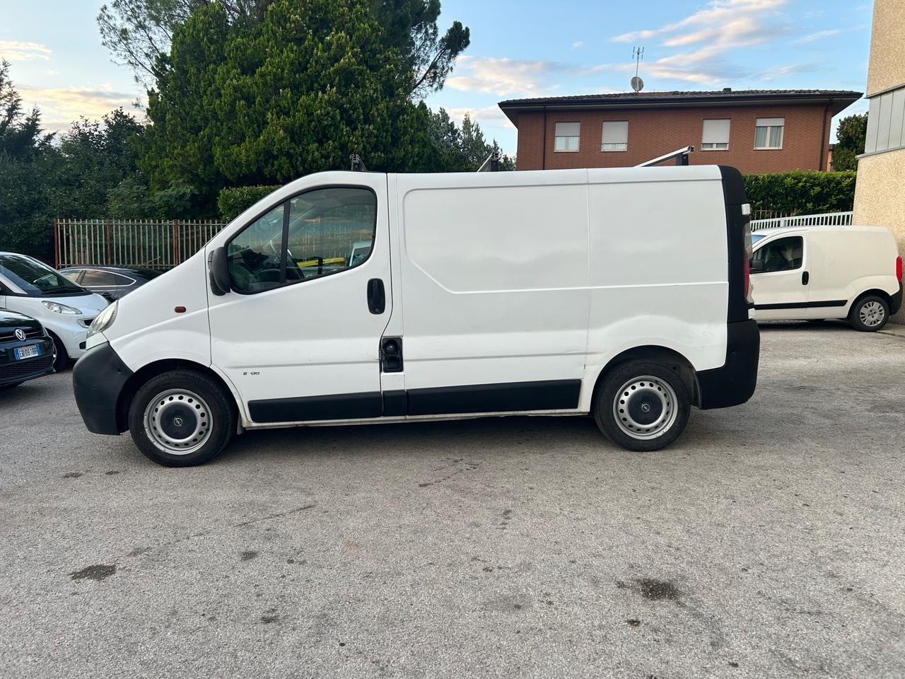 Opel Vivaro 27 1.9 DTI PC-TN Furgone