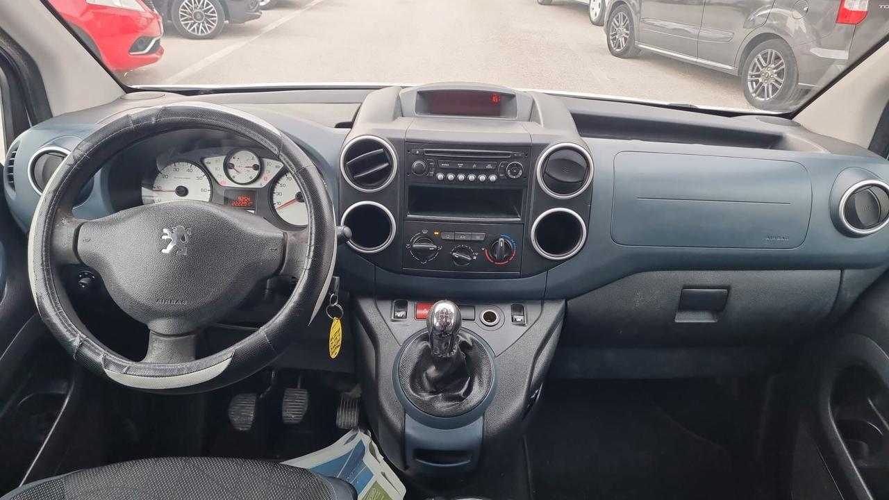 Peugeot Partner Tepee 1.6 HDi 92CV-68KW-IVA-DETRAIBILE