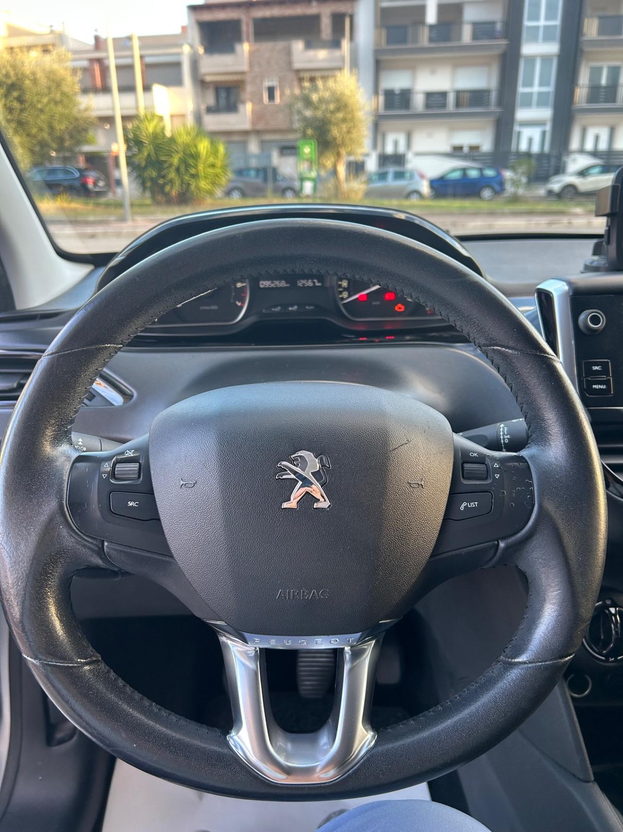 Peugeot 208 1.2 VTi 82 CV 3 porte Access