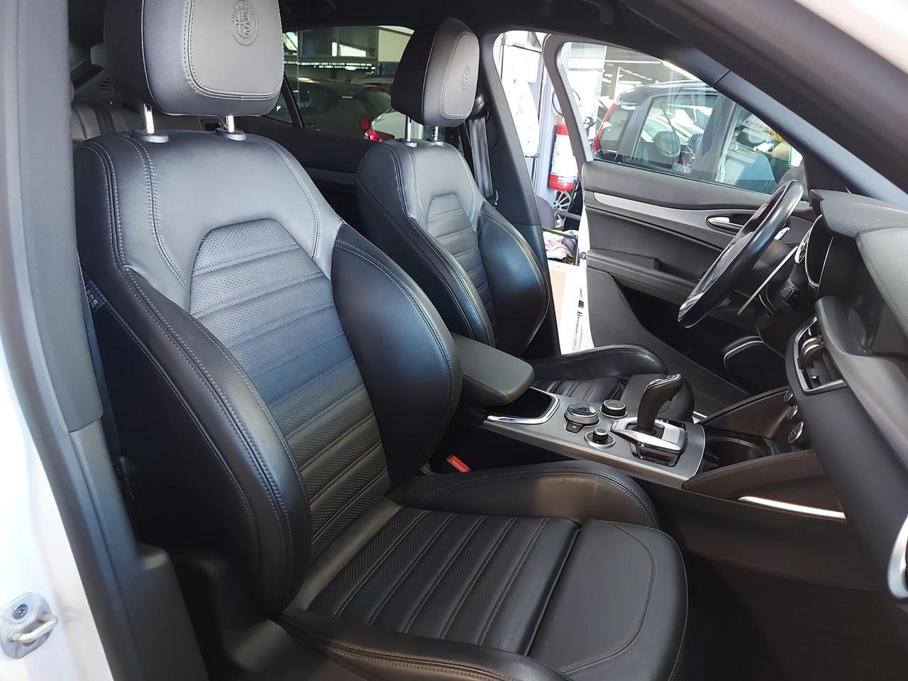 Alfa Romeo Stelvio 2.2 Td 210 cv AT8 Q4 Veloce