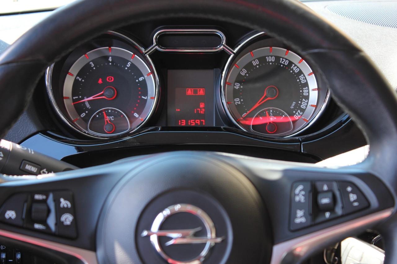 Opel Adam 1.2 70 CV Glam