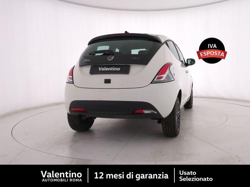 Lancia Ypsilon 1.0 FireFly 5 porte S&S Hybrid Silver Plus