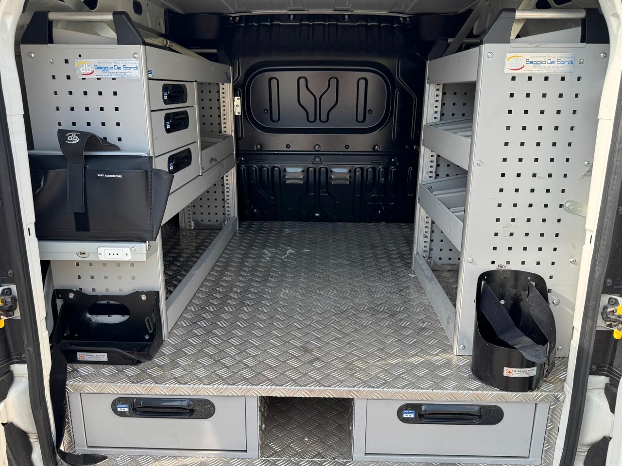 Fiat DOBLO' 1.6 MJT 105CV PC TN SX ALLESTITO