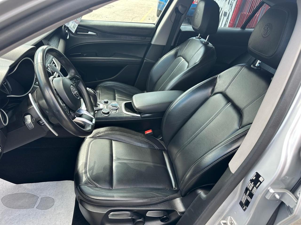 Alfa Romeo Stelvio 2.2 Turbodiesel 190 CV AT8 Q4 Super