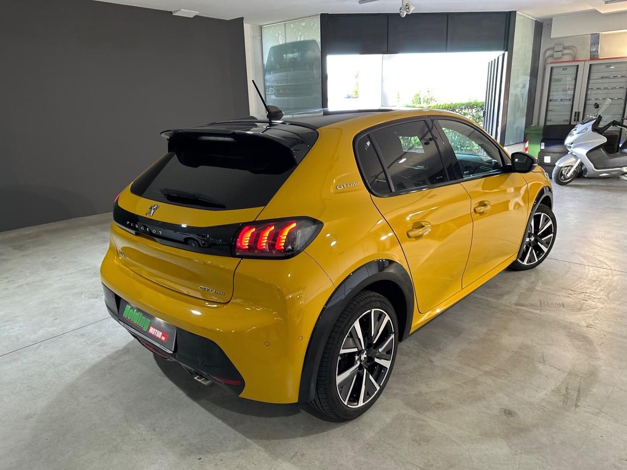 Peugeot 208 PureTech 100 Stop&Start EAT8 5 porte GT Line
