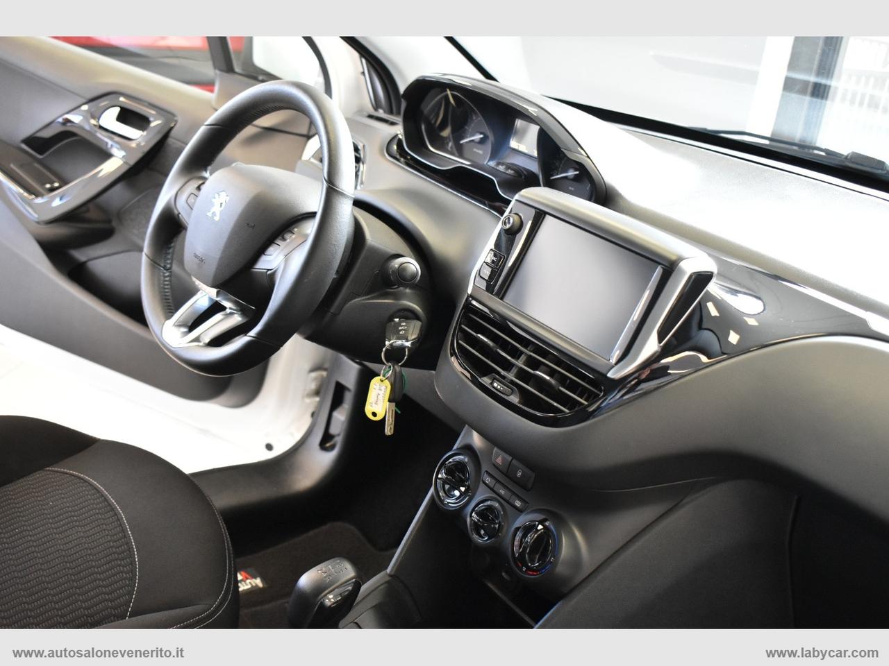 PEUGEOT 208 PureTech 82 S&S 5p. Allure
