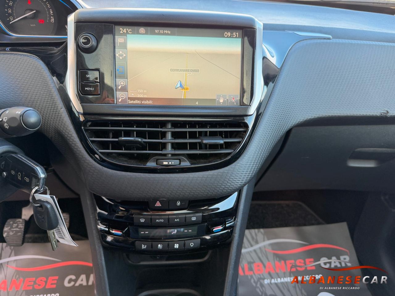 Peugeot 2008 1.6 e-HDi 115 CV Allure/TETTO PANORAMICO