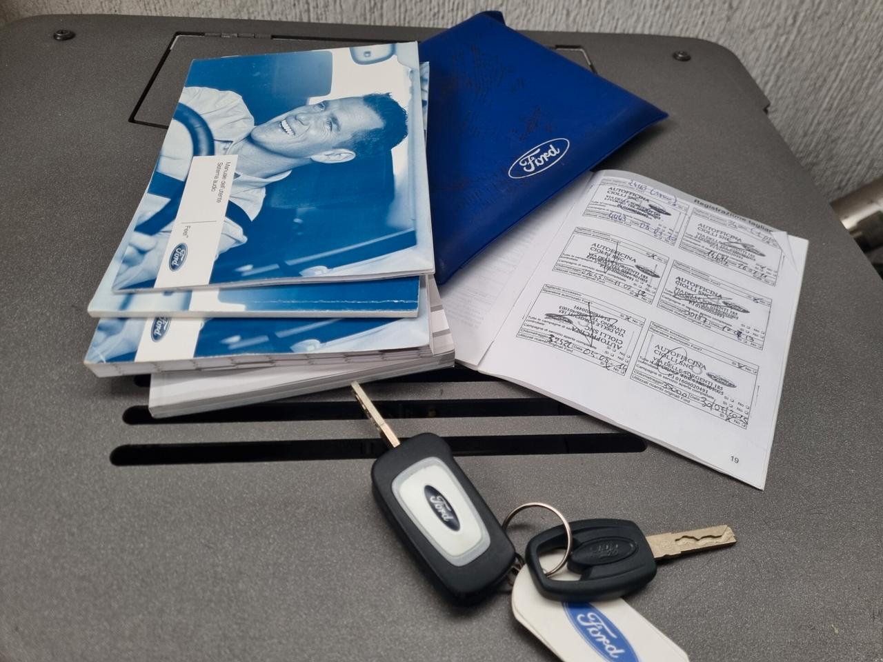 Ford Ka 1.2 8V 69CV Titanium, solo 61.000 km! GARANZIA!