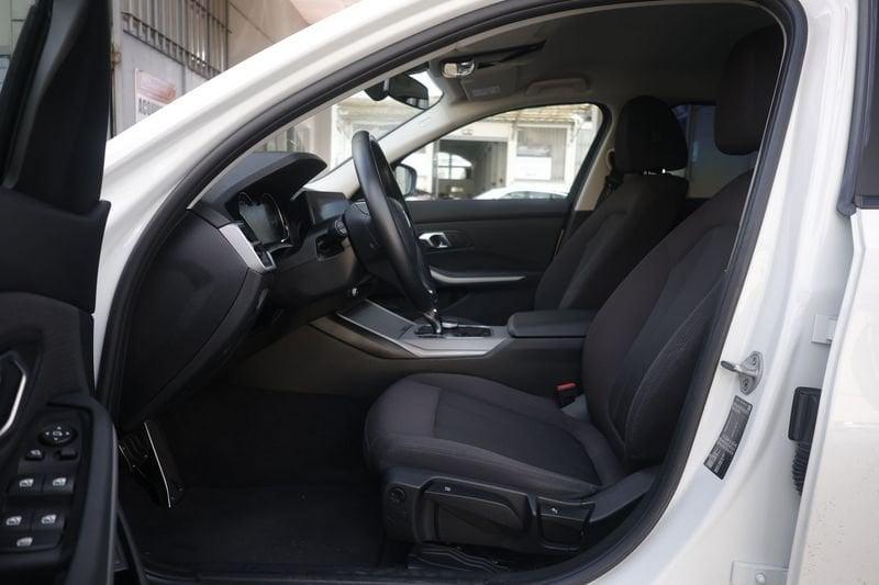 BMW Serie 3 318d Business Advantage Auto Unicoproprietario