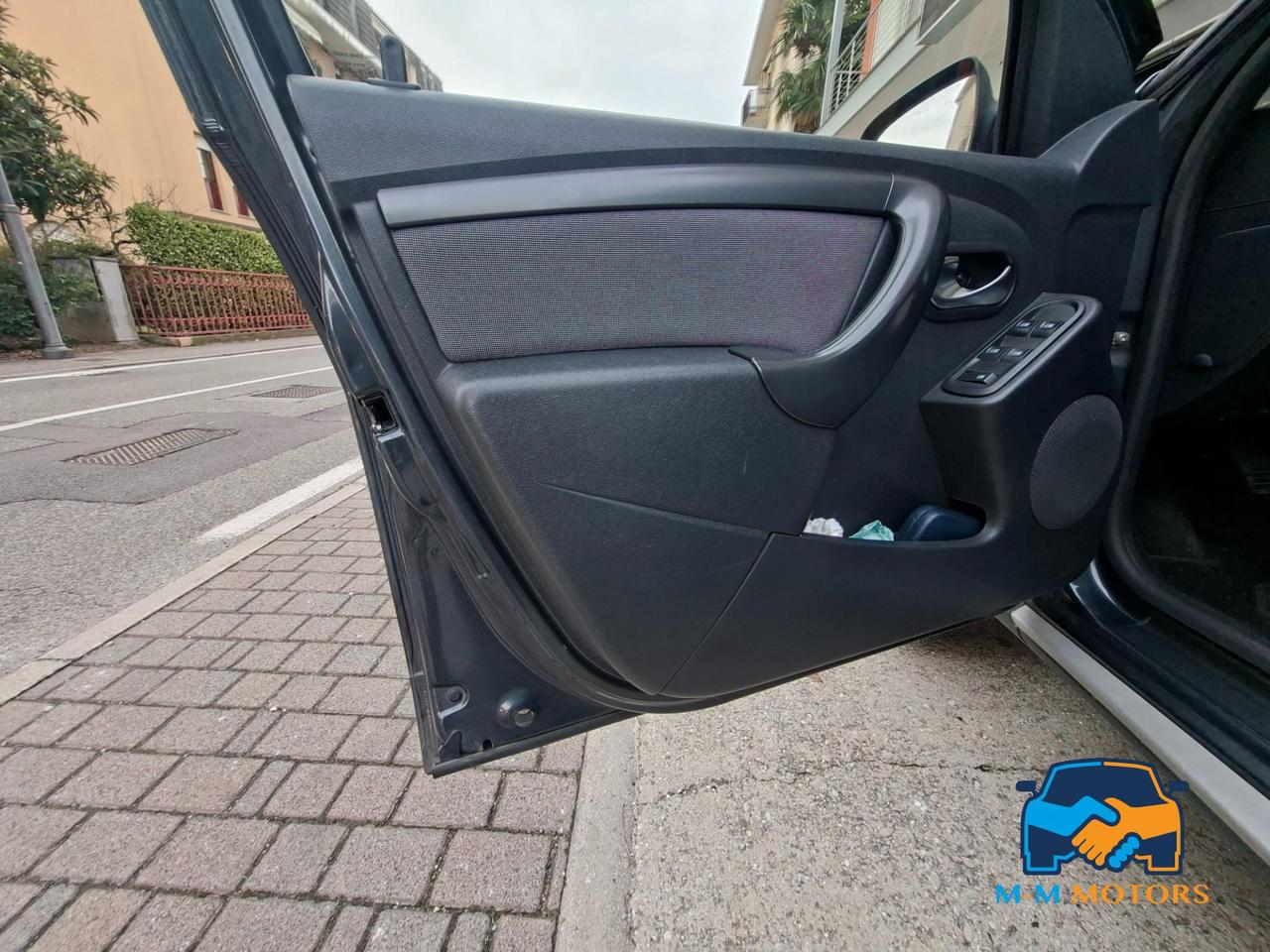 Dacia Duster 1.6 Brave Gpl neo patentati