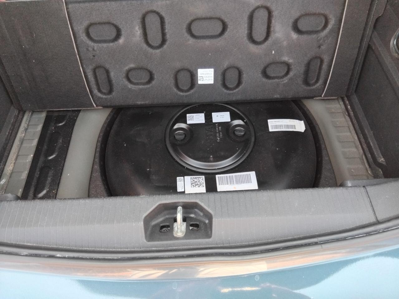 Opel Corsa 1.4 90CV GPL Tech 5 porte Cosmo