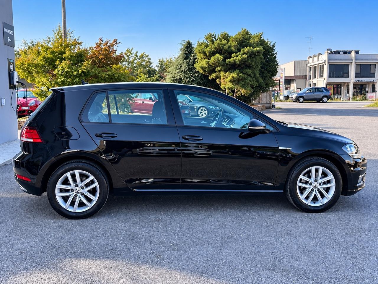 Volkswagen Golf 1.4 TGI 5p. Highline Blue Motion metano nuovo