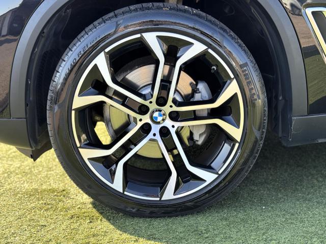 BMW X5 XDrive 30d X-Line (Tetto/APP/Pelle/Headup/Retro)