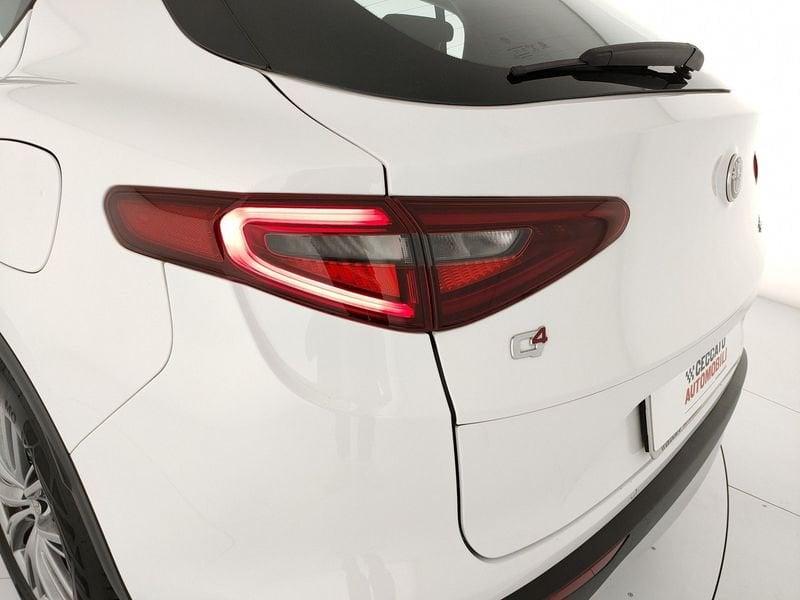 Alfa Romeo Stelvio 2.2 t Business Q4 190cv auto