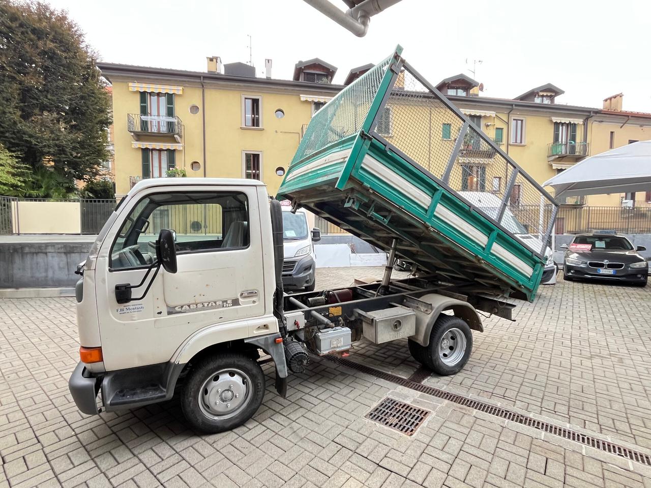 NISSAN CABSTAR 3.0 TDi - AUTOCARRO 3 POSTI - CASSONE RIBALTABILE TRILATERALE - PORTATA 1.300 KG