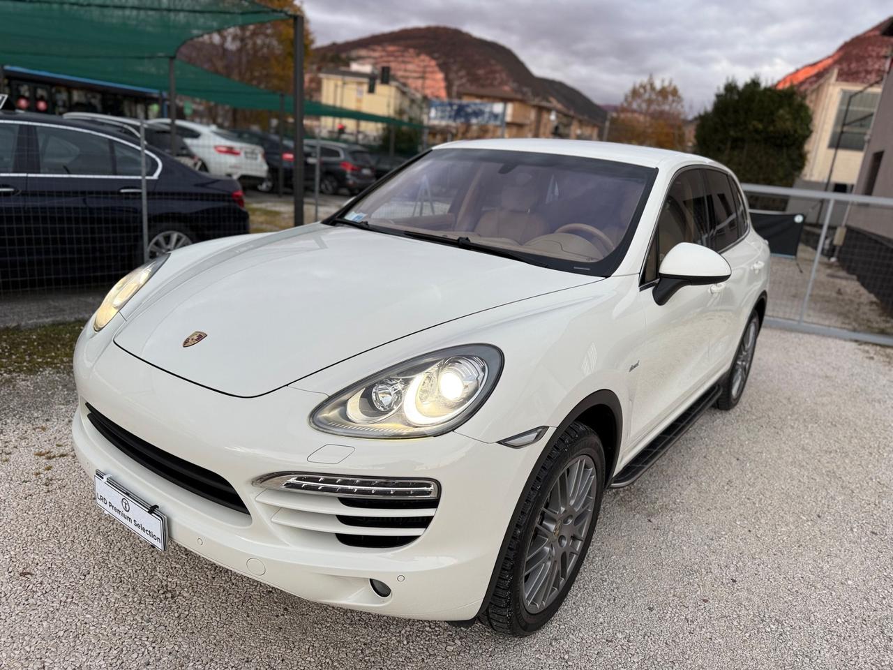 Porsche Cayenne 3.0 Diesel 245cv navi*led+pelle Euro5