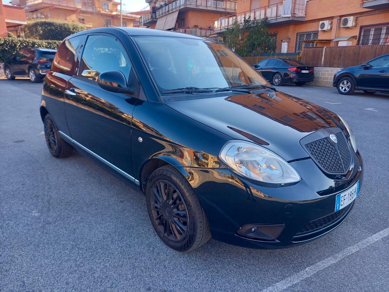 Lancia Ypsilon 1.3 MJT EURO5 NEOPATENTATI