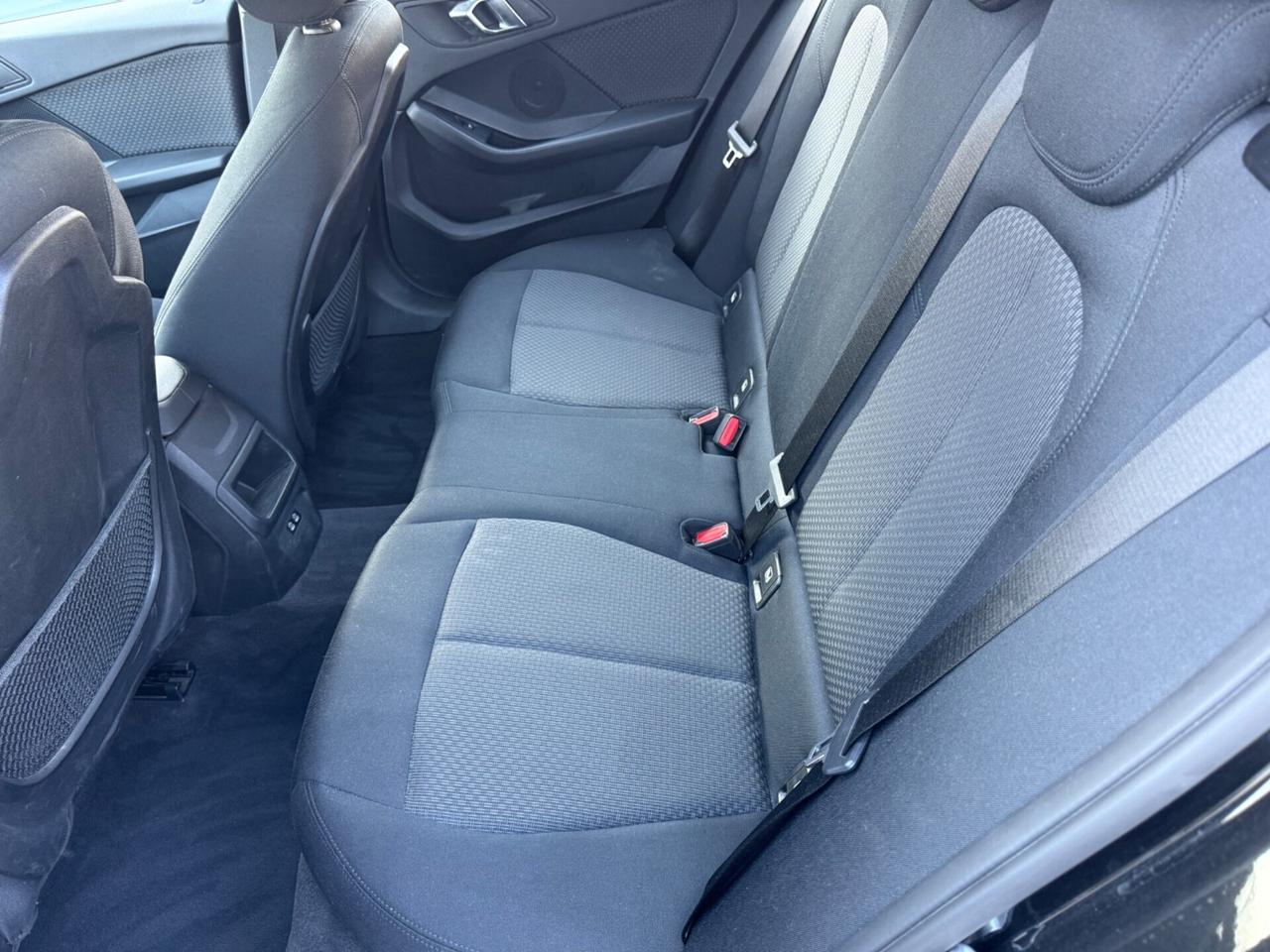 Bmw 116d 5p. Sport