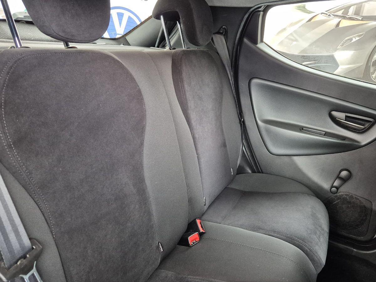 LANCIA - Ypsilon - 1.2 69 CV 5p. Gold