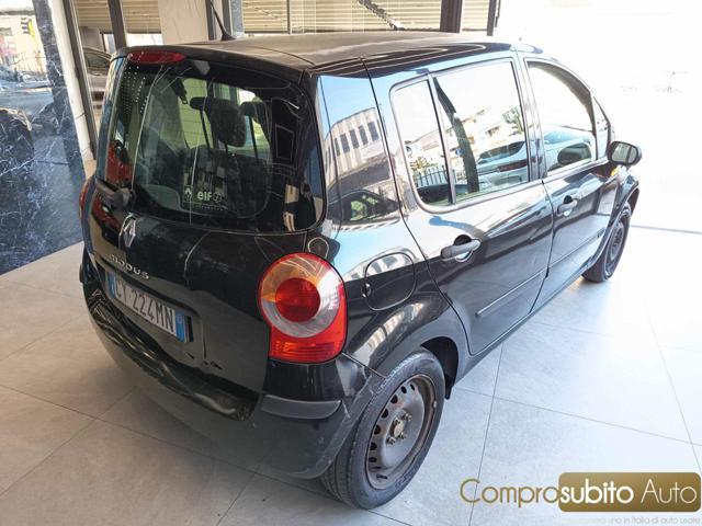 RENAULT Modus 1.2 16V Luxe Dynamique