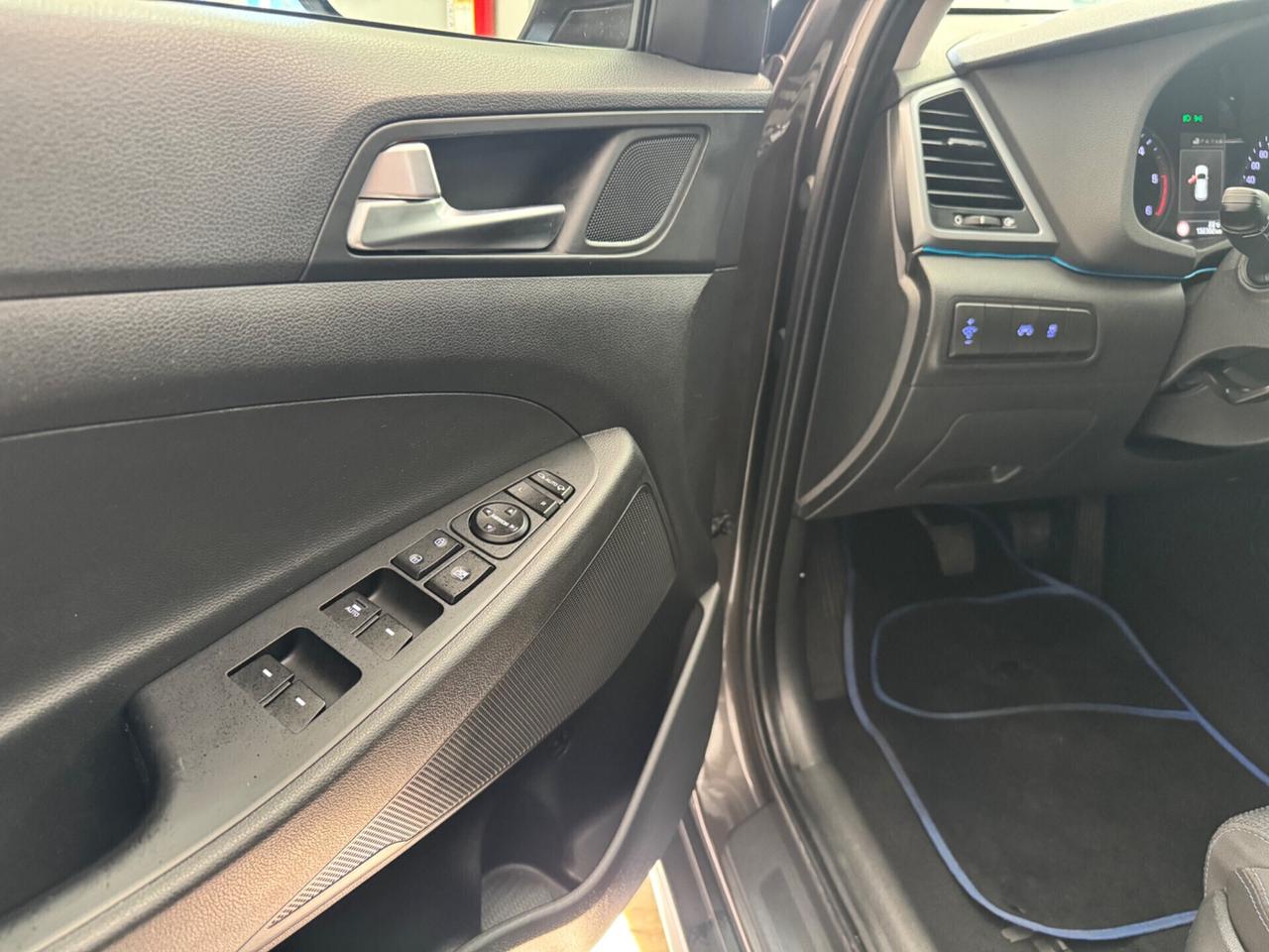 Hyundai Tucson 1.7 CRDi XPossible Tetto panoramico