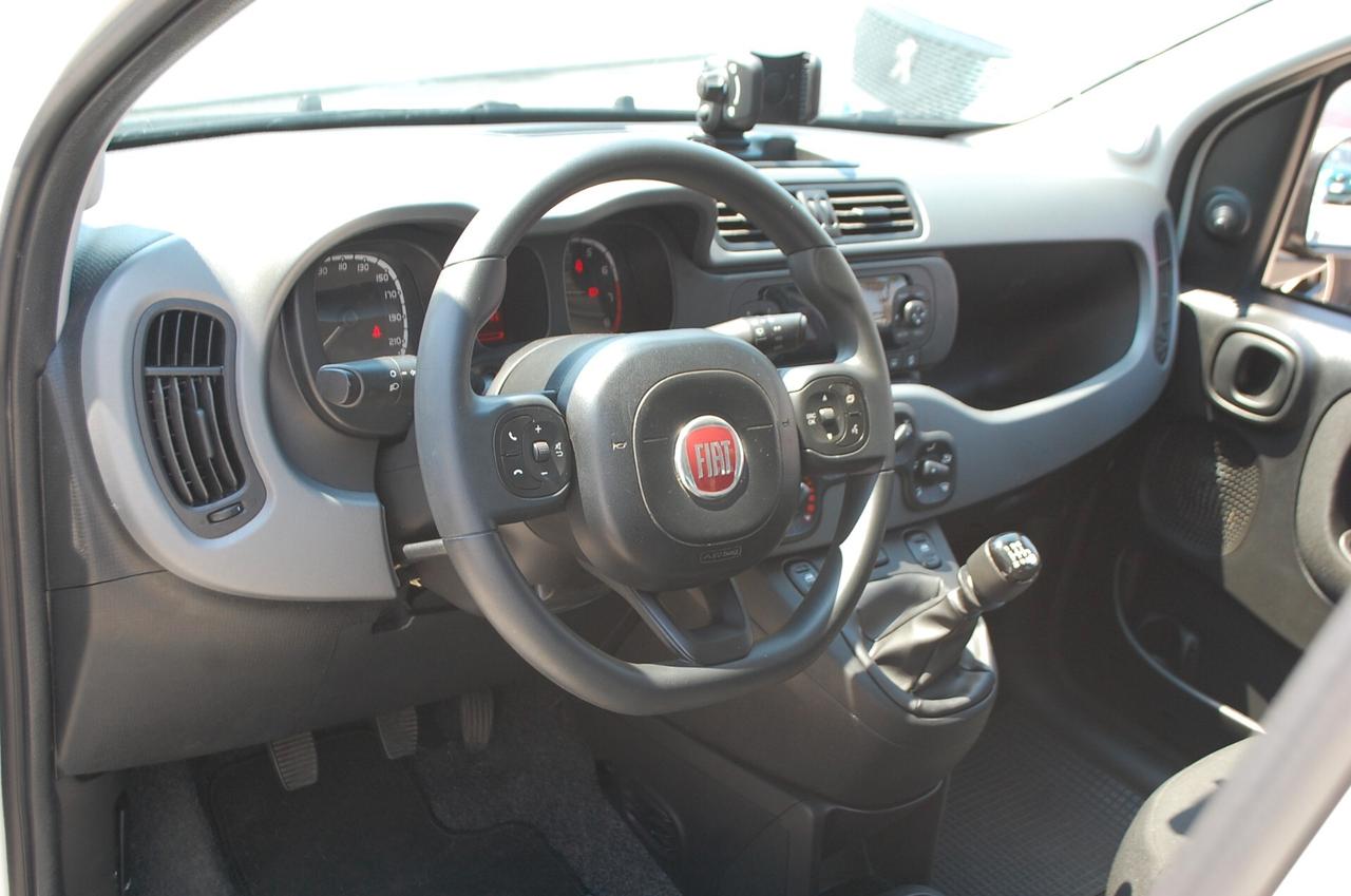 Fiat Panda 1.0 hybrid 70CV City Cross S&S Uff Italy USB Clima