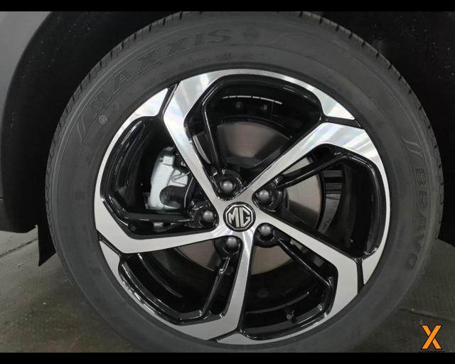 MG EHS Plug-in Hybrid Luxury