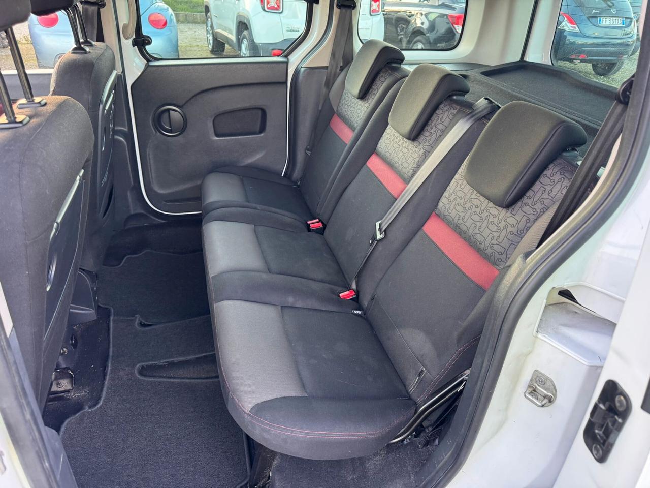 Renault Kangoo Blue dCi 8V 95 CV 5 porte Limited2