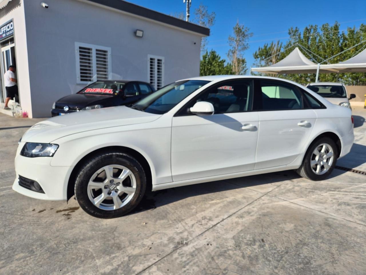 Audi A4 2.0 TDI 120 CV Ambiente