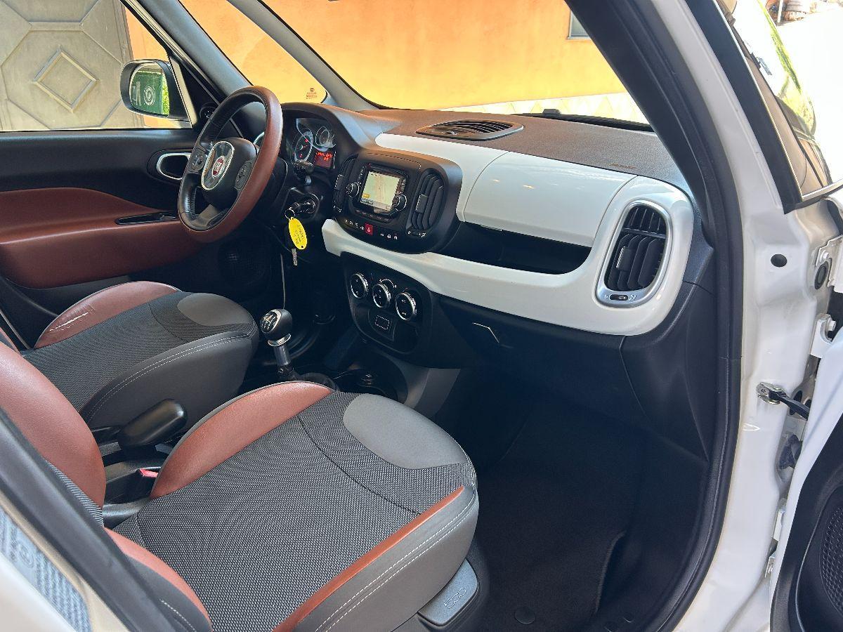 FIAT - 500 L - 1.6 Multijet 105 CV Trekking