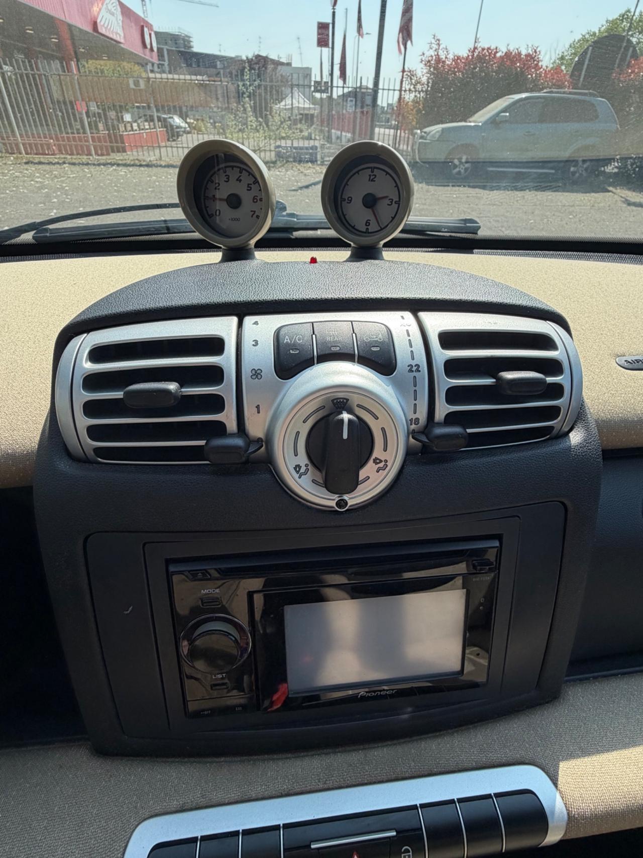 Smart ForTwo 1000 52 kW MHD coupé passion