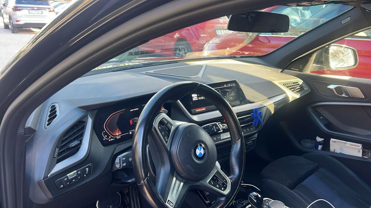 Bmw 135 M 135i xDrive Colorvision Edition