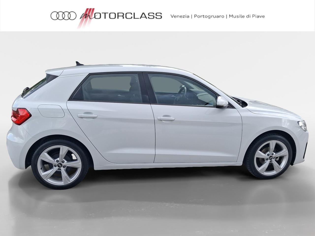 Audi A1 sportback 25 1.0 tfsi admired my20