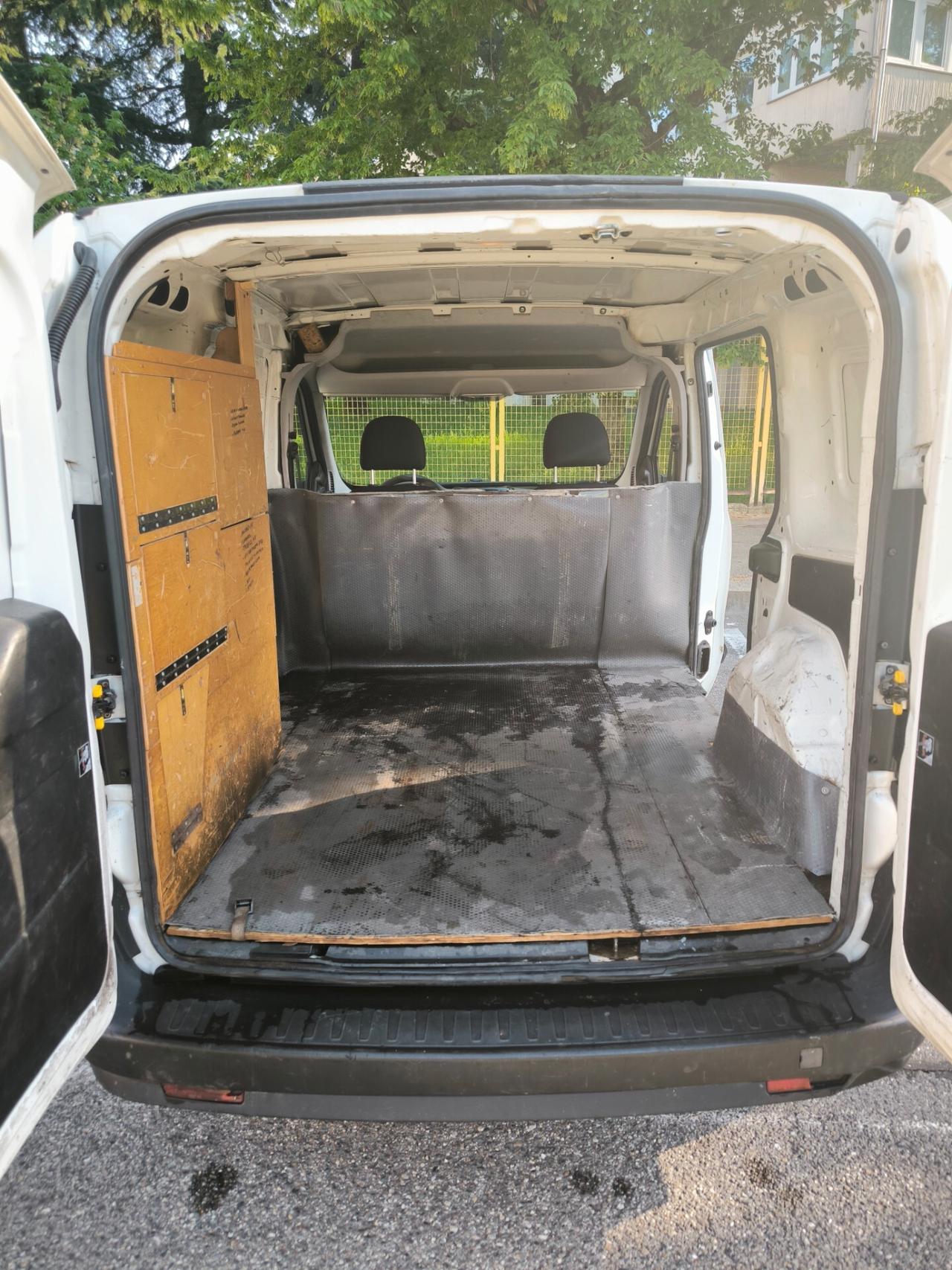 Fiat Doblo 1.3 MJT PC-TN Cargo Lamierato SX