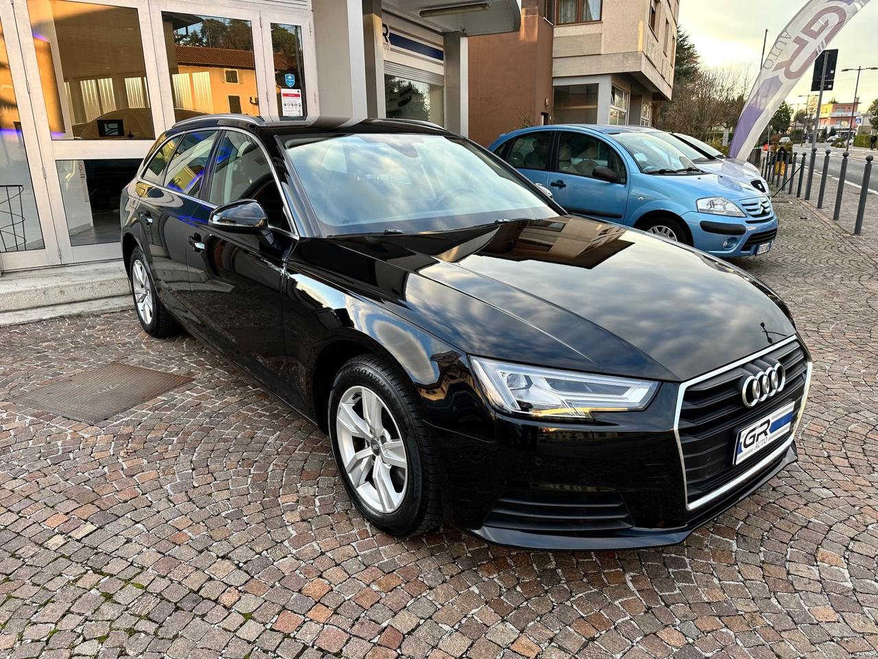 Audi A4 Avant 35 TDI S tronic Business Sport