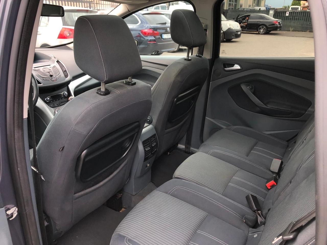 Ford B-Max Titanium