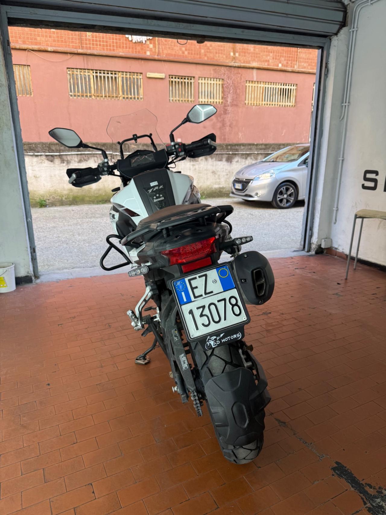 Benelli TRK 502 X