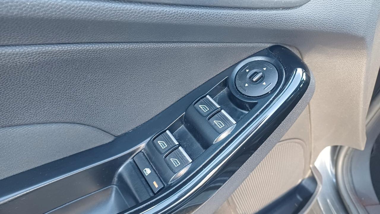 Ford Fiesta 1.5 TDCi 75CV 5 porte Titanium