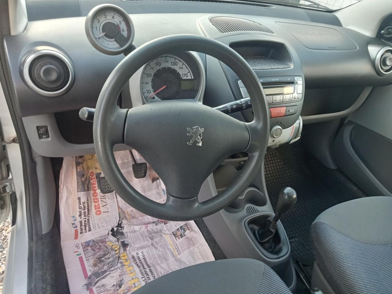 Peugeot 107 1.4 HDi 3p. Plaisir