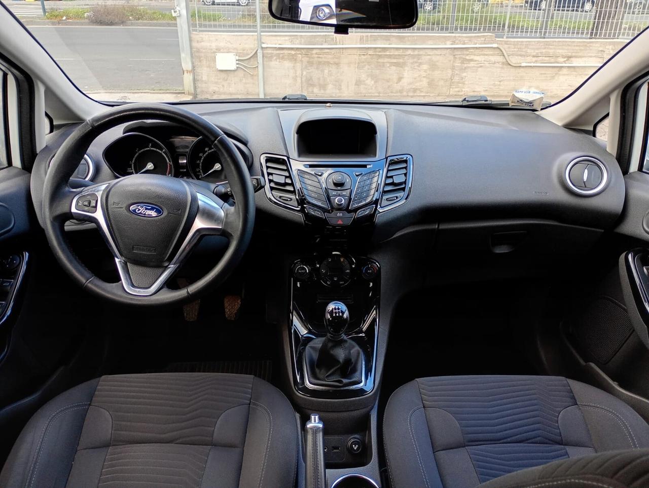 FORD FIESTA 1.5 DIESEL TITANIUM UNICOPROPRIETARIO