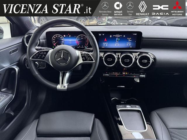 MERCEDES-BENZ A 180 d SPORT AUTOMATIC