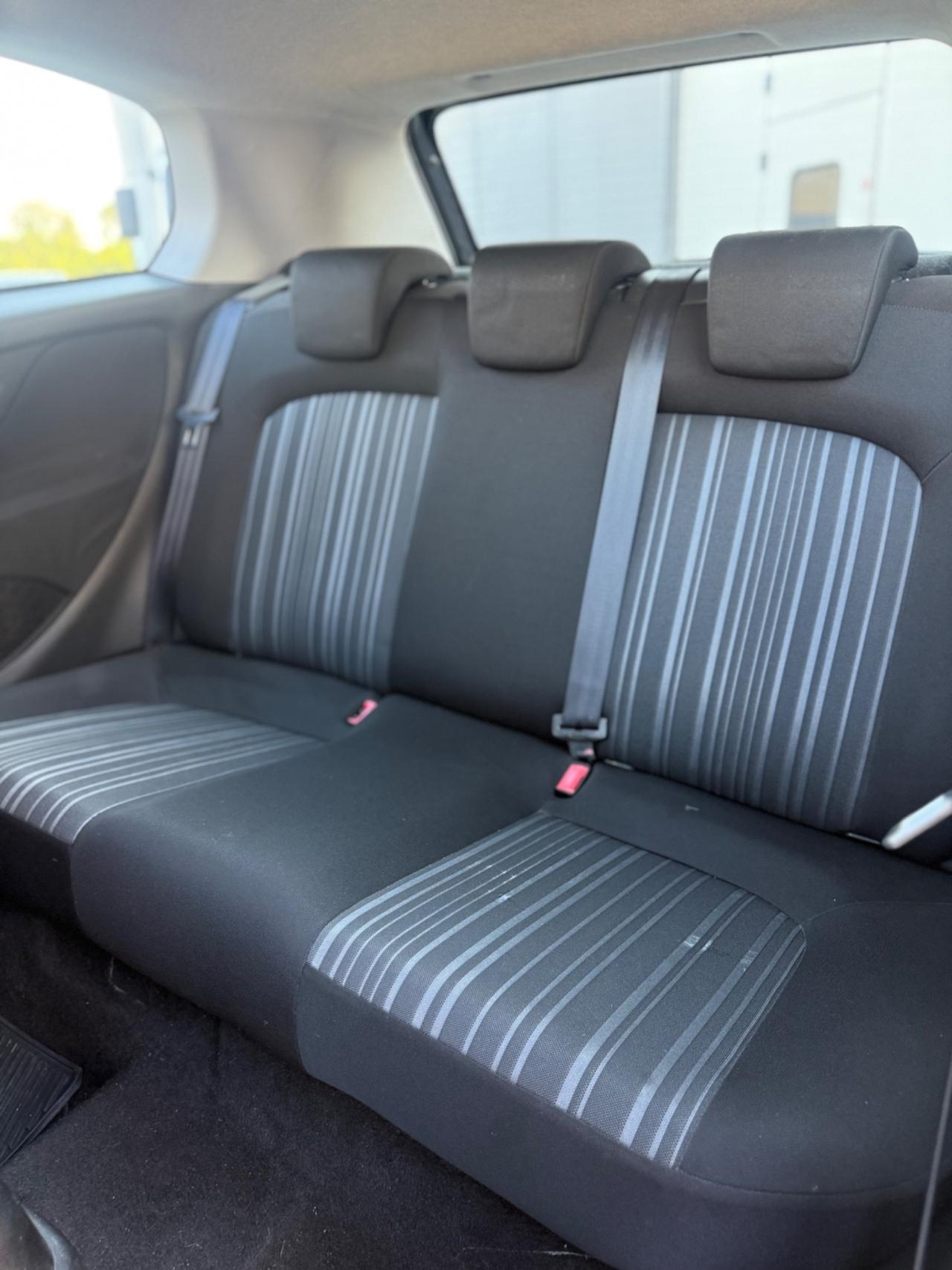 Fiat Punto 1.4 8V 3 porte Natural Power Lounge