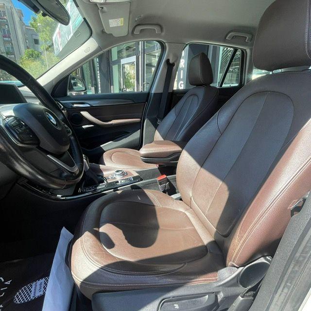 BMW - X1 - sDrive18d xLine