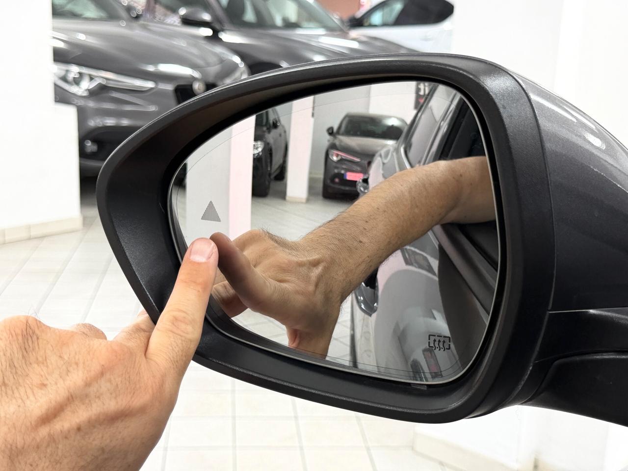 Alfa Romeo Stelvio 2.2 TD SEDILI SPORTIVI VELOCE AT8 Q4 KIT DISTRIBUZIONE ESEGUITO E VOLANTE RISCALDATI MEMORIE