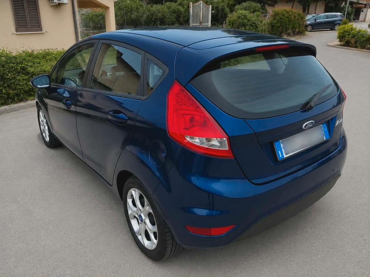 Ford Fiesta 1.4 TDCi 70 CV Ikon – PARI AL NUOVO