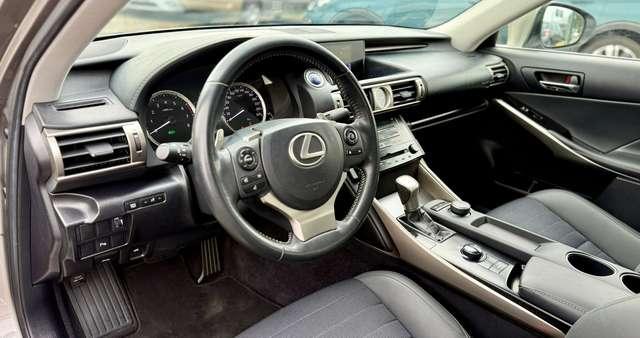 Lexus IS 300 h 2.5 Executive cvt